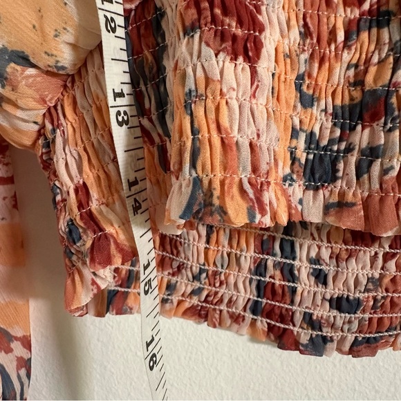 Anthropologie x Sage the Label Boho Smocked V Neck Blouse Cropped Size Small - Picture 8 of 10